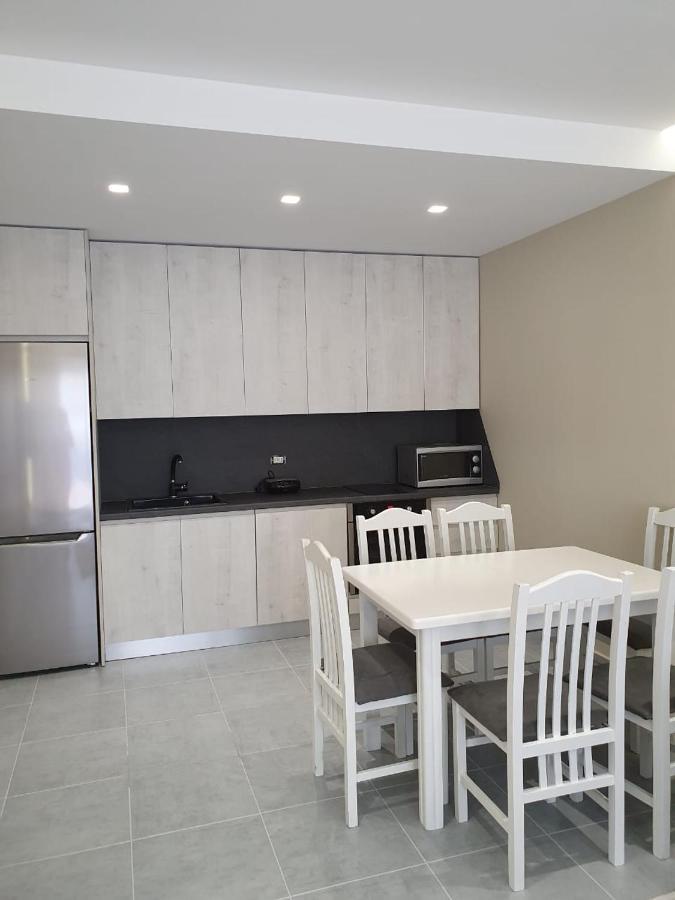 Deluxe Apartment Vlore Ngoại thất bức ảnh