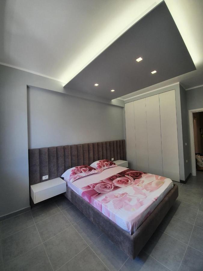 Deluxe Apartment Vlore Ngoại thất bức ảnh